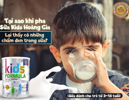 [Giải đáp] Tại sao khi pha sữa Kids Formula lại thấy có những chấm đen trong sữa?