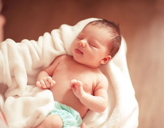 Mới! 2 dòng sữa mát cho bé sơ sinh để nuôi con không còn là cuộc chiến