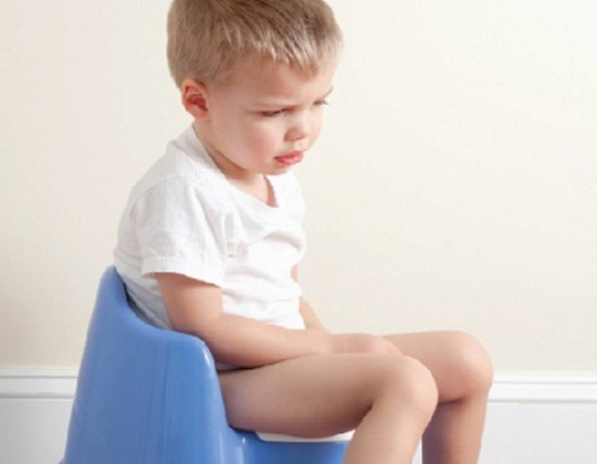 Bé dùng sữa công thức bị rối loạn tiêu hóa, mẹ hết hoang mang vì biết 6 điều này!
