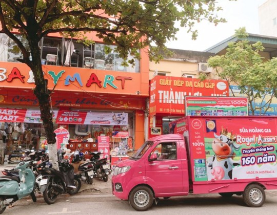 Siêu thị Baby Mart, Thái Bình – Điểm dừng chân tiếp theo trong chương trình Trade & Show của sữa Hoàng Gia Úc