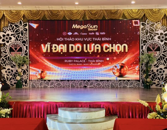 Sữa Hoàng Gia Royal Ausnz hân hạnh góp mặt trong hội thảo khách hàng khu vực Thái Bình với chủ đề "Vĩ đại do lựa chọn"