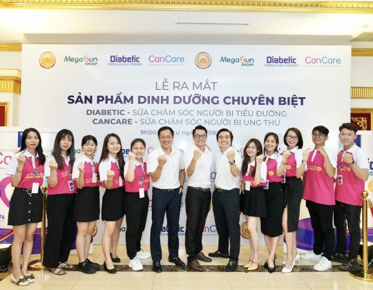 Sữa Hoàng Gia Royal Ausnz ra mắt sản phẩm chuyên biệt cho người bệnh tiểu đường